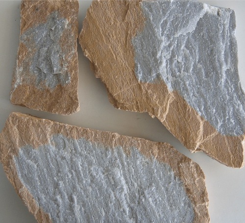 M2 CUARCITA MIXTA GRIS MACAEL